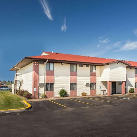 Super 8 By Wyndham Eau Claire I-94 Motel Exterior foto